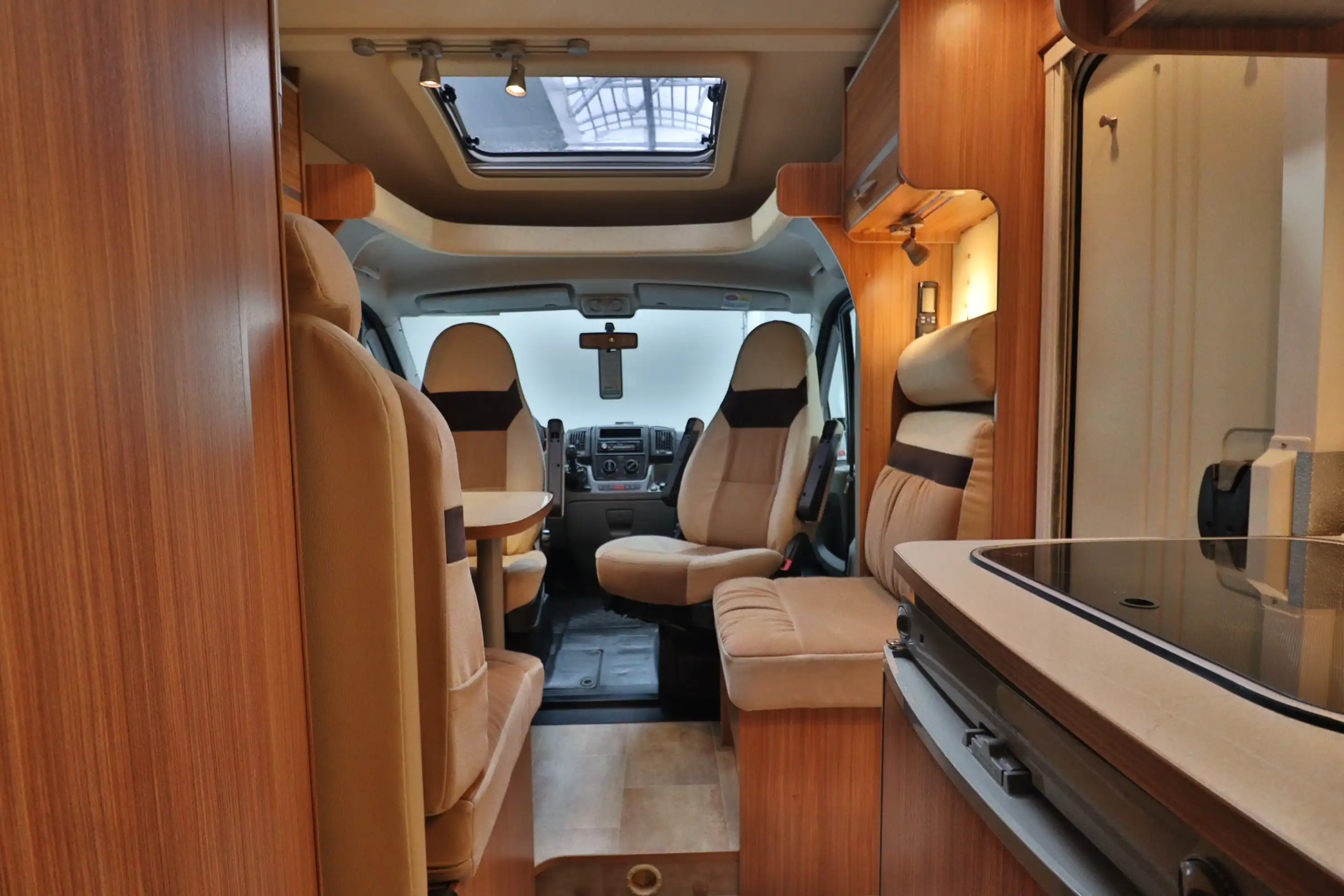 BUERSTNER Travel Van T 620 G 